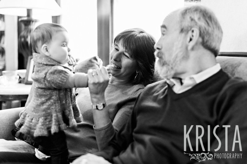 Jewish family portrait session in home with extended family grandparents parents children babies