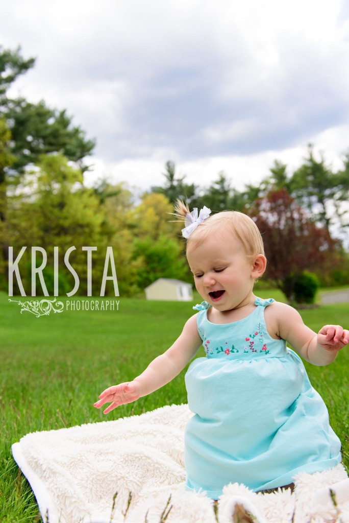 Baby Girl, Year in the Life, Happy Baby, Smiles, © Krista Photography, Boston Photographer 