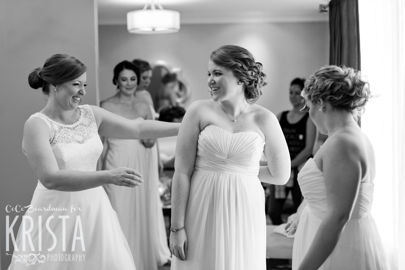 Bride & Bridesmaids getting ready at the Manchester Country Club. © 2016 Krista Photography - www.kristaphoto.com