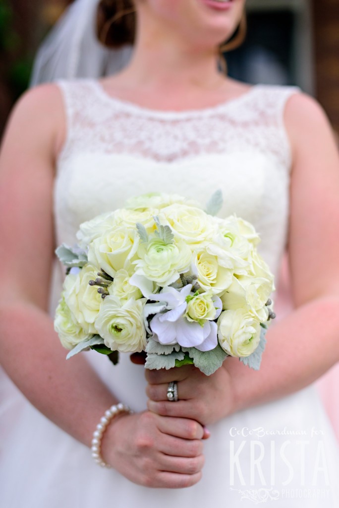 Bride's beautiful flower bouquet. © 2016 Krista Photography - www.kristaphoto.com